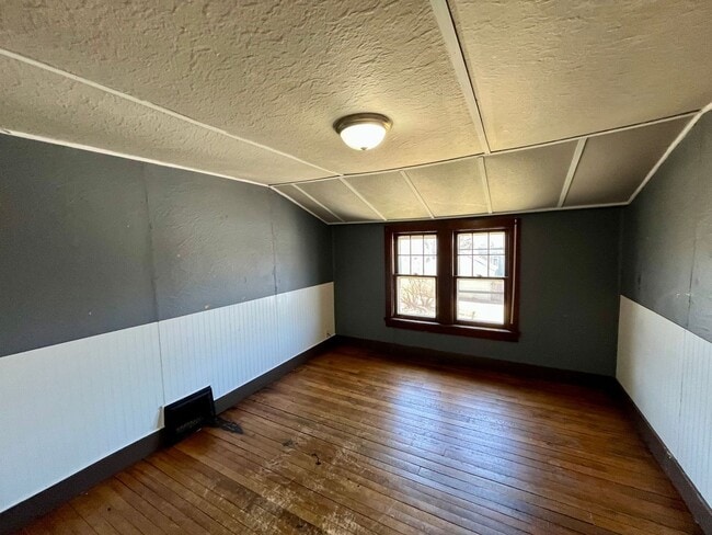 Photo - 3 Bed 1 Bath Single Family Home in Wausau ...