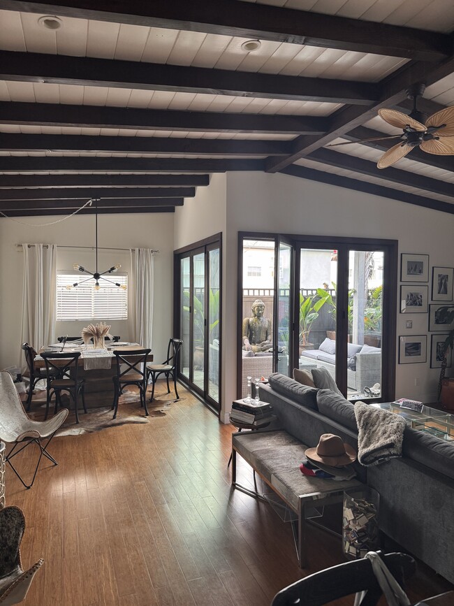 Building Photo - 332 21st St Rental