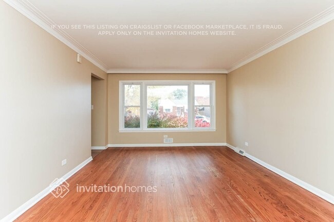 Photo - 9542 S Sacramento Ave