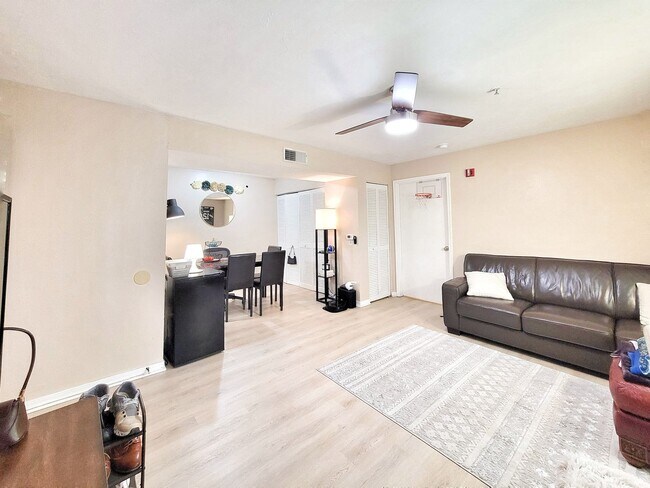 Campus Edge #708 - Campus Edge #708 Condo