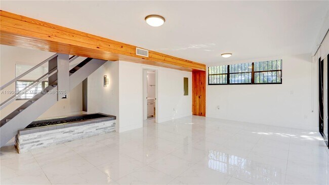 Photo - 6460 NW 2nd St