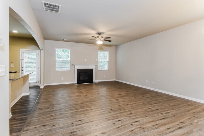 Photo - 217 Jefferson Ave