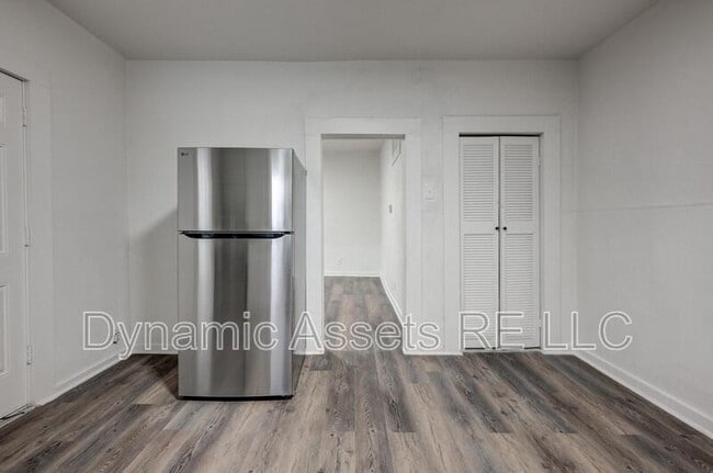 Photo - 510 W 3rd St Unit A