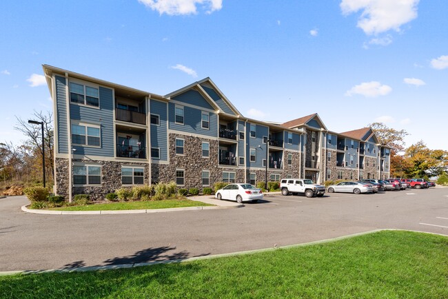 The VIEW at Wanaque - The VIEW at Wanaque Apartments