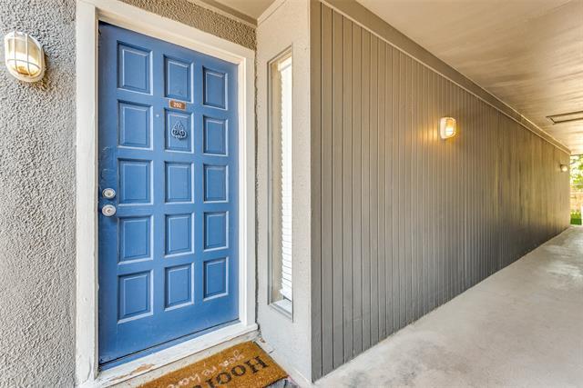 Photo - 6005 Danbury Ln Unit 202
