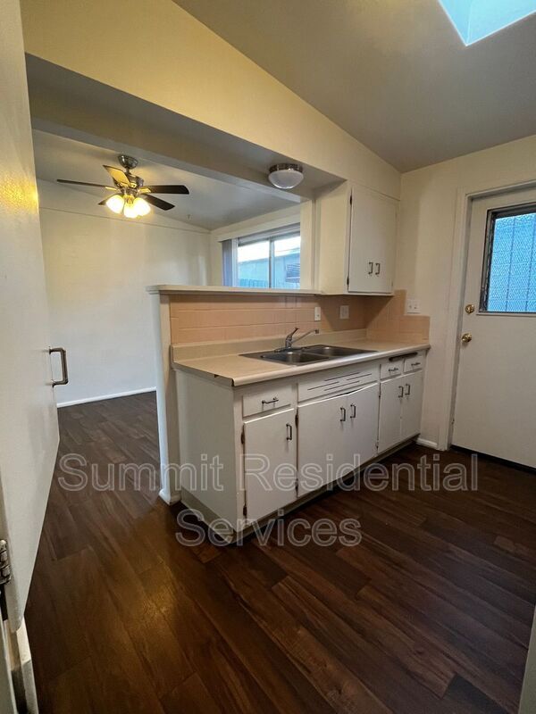 Photo - 1239 E Drachman St