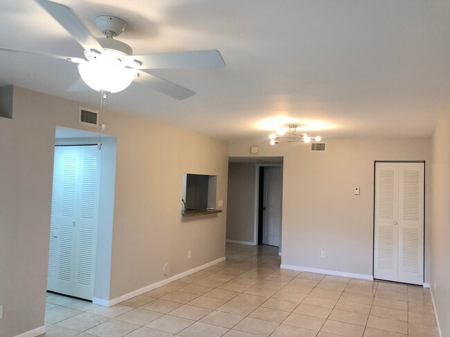 Photo - 729 NW 92nd Ave Unidad 729