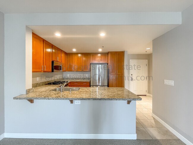 Photo - 423 7th St