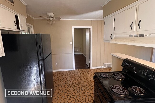 Photo - 4477 Yale Rd