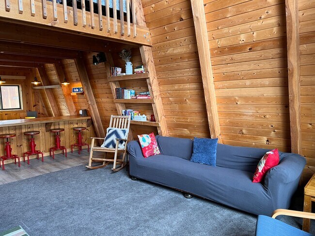 Photo - Rustic Cabin in the Aspens - Incredible Su...