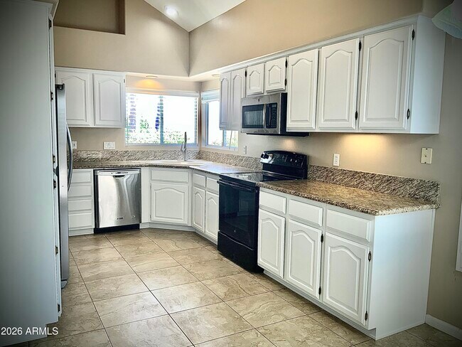 Photo - 9023 N 107th Pl