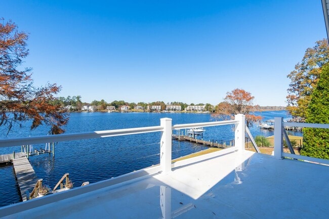 Photo - 810A Madam Moores Ln