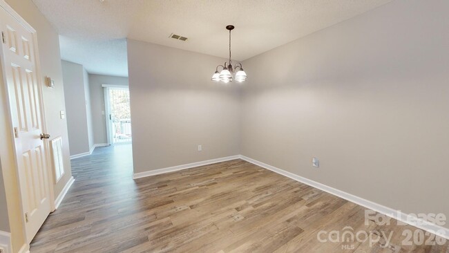 Photo - 670 Emerald Cove Dr