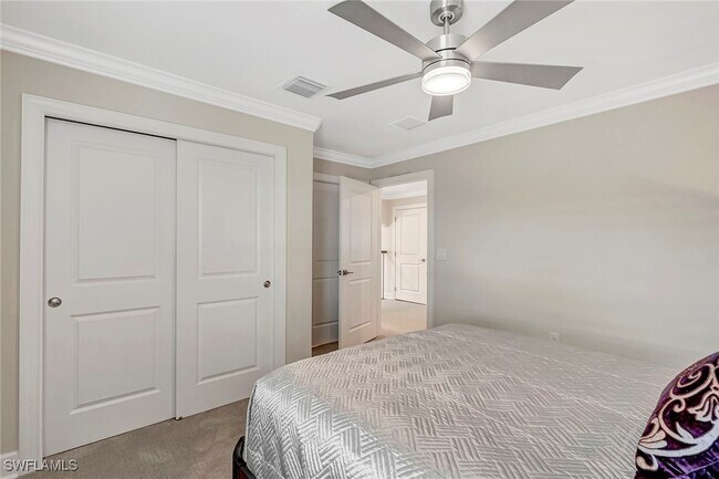 Building Photo - 9574 Everglades Dr