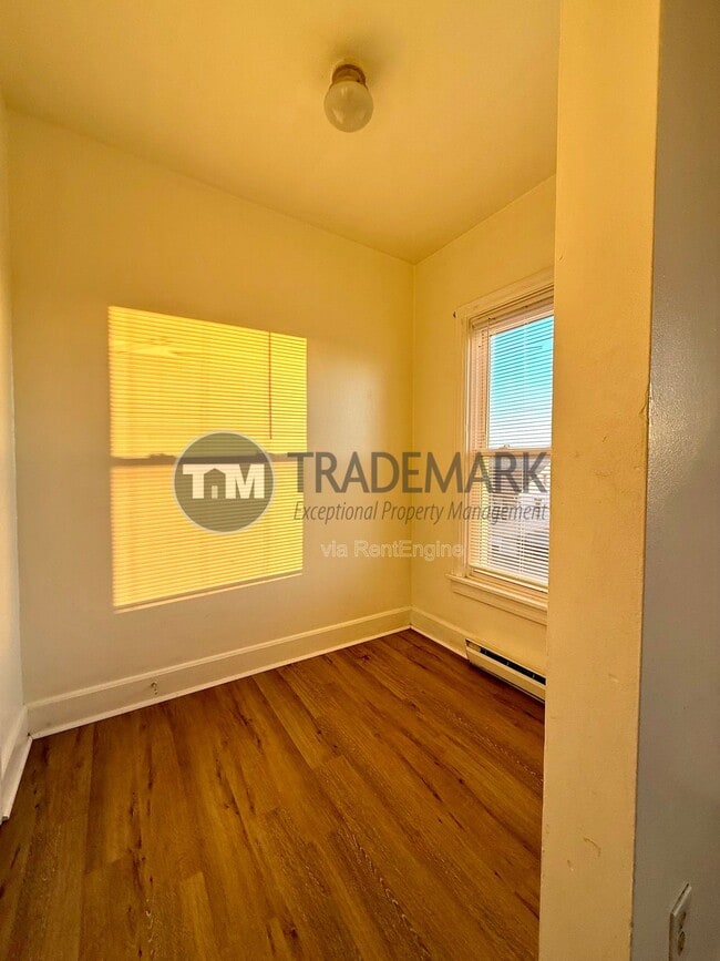 Photo - 137 S 2nd St Unit 2