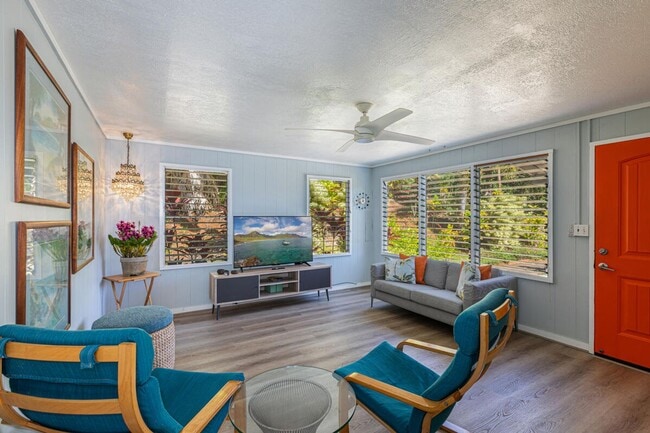 Photo - Charming 2 Bedroom Rental with Stunning Mountain Views – Available only April 15 to October 31, 2026