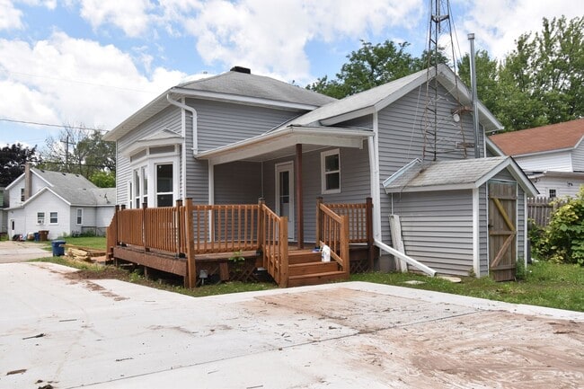 Photo - Recently Refurbished! Large 2-story Charmer. Big Yard! PETS WELCOME