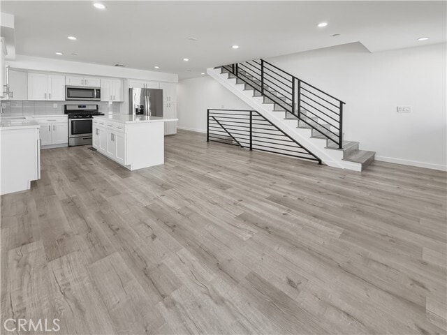 Photo - 10918 1/2 Hesby St