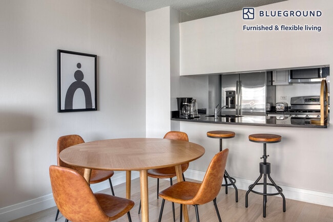 Photo - 215 E 95th St Unit FL15-ID1161