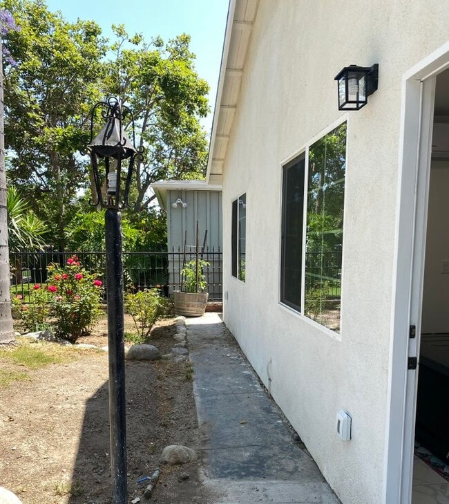 Photo - 6447 Gaviota Ave Apartamento