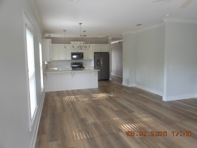 Photo - 120 Crane Dr