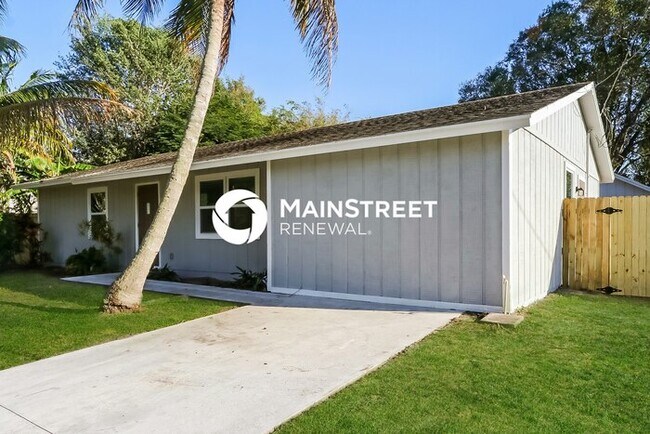 Photo - 3 Bedroom Pet-Friendly Home in PORT ST LUCIE, FL with Main Street Renewal