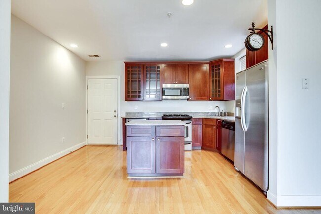 Photo - 219 T St NE Unit 202