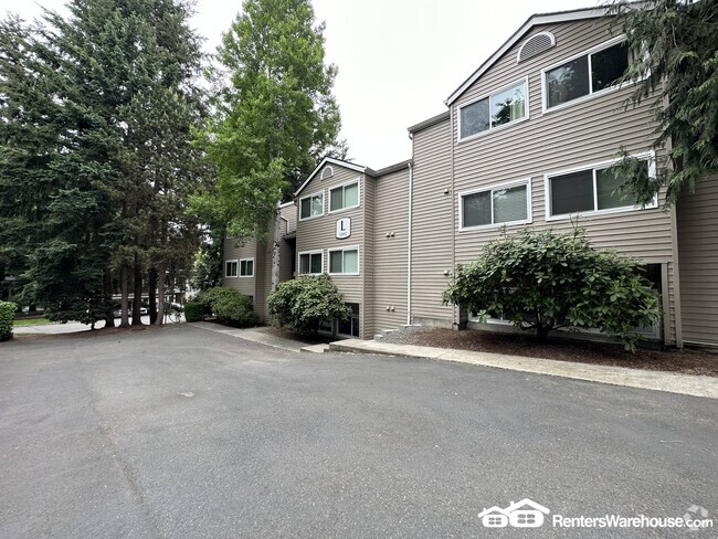 Building Photo - 12032 100th Ave NE Rental