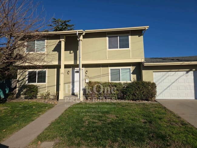 Building Photo - Spacious Pleasant Hill Home Near College Park & DVC