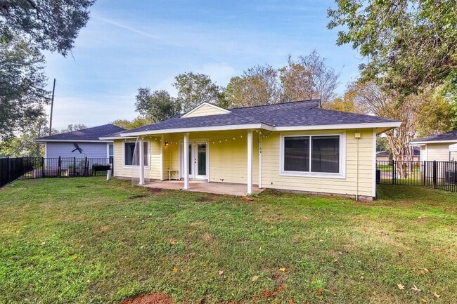 Photo - 3539 Balboa Cir