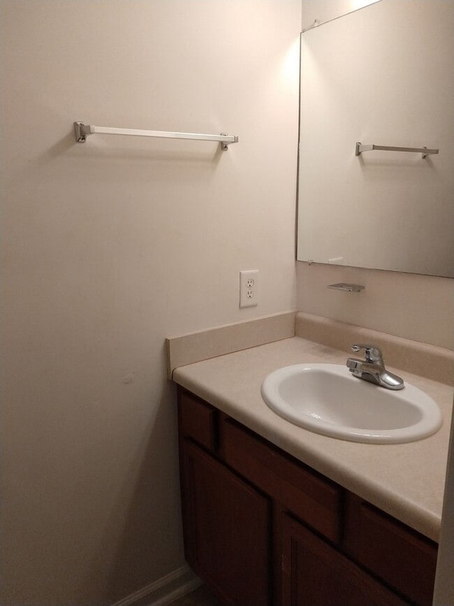 Photo - 109 E Coopers Ct