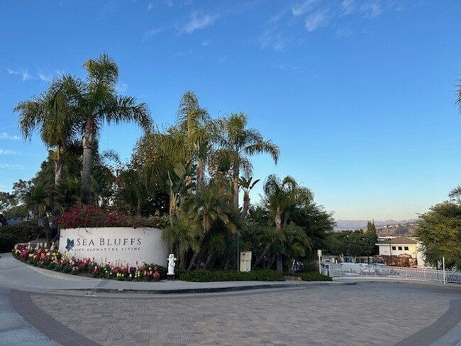 The Fountains at Sea Bluffs. Highly Sought... - The Fountains at Sea Bluffs. Highly Sought... House