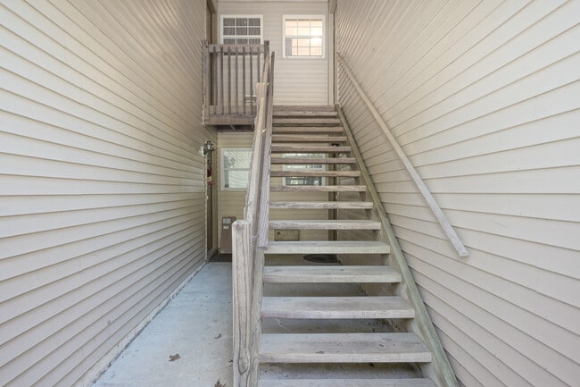 Photo - 1396 Tristram Cir