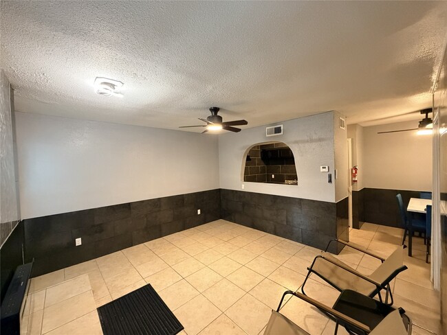 Building Photo - 9550 Deering Dr Unit 509