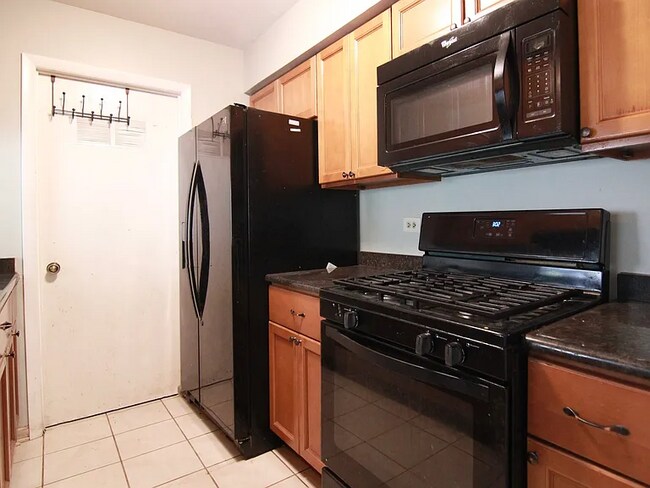 Photo - 1124 Crimson Ct