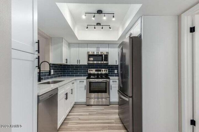 Photo - 742 W Duke Dr