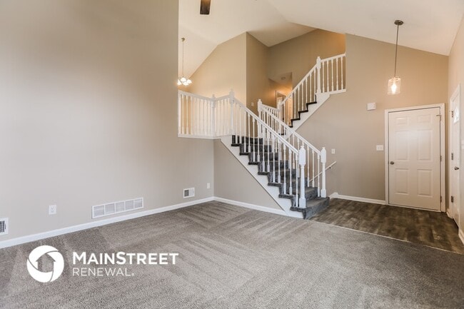 Photo - 845 SW Country Hill Dr