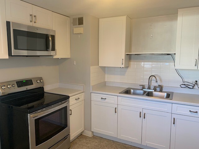Photo - 1119 Clinton St