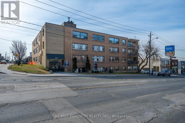 Photo - 2515 Eglinton Ave W Unit 302
