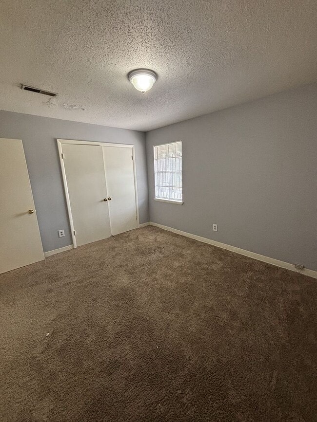 Photo - 837 Graymont Ave W Unidad Apt D