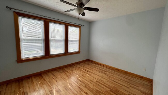 1431 Pine NW - Water Included- Walk to Ric... Rental - House Rental in ...