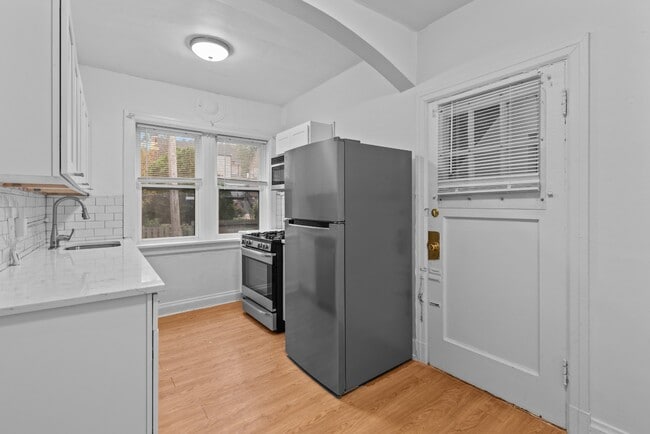 Photo - 7336-203 Forsyth Unit 203