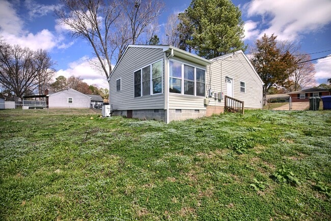 Photo - For more information, contact Sabrina at 757-767-0767