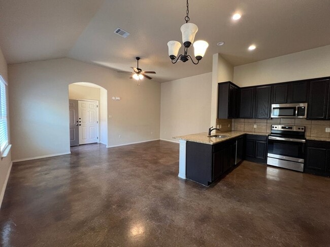 Photo - Luxury 3/2 duplex in NBTX