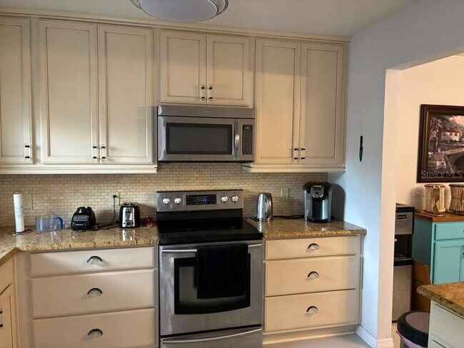 Photo - 2384 Tahitian Ln Unidad 6