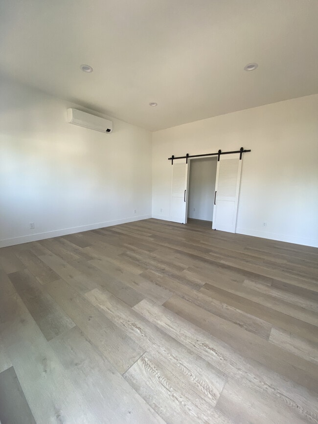 Photo - 1392 Calle Crisantemo