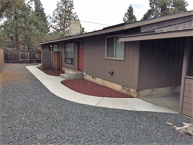 t464 - t464 Apartment Unit 464