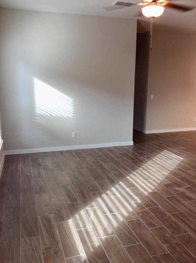 Photo - 203 Hidden Springs Dr