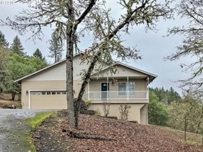 4 Bedroom 2.5 Bath House with Amazing Views! - 4 Bedroom 2.5 Bath House with Amazing Views!