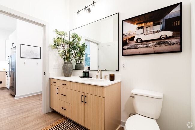 1BD, 1BA-691 SF